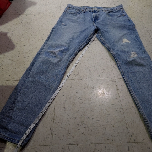Levis | 512 Men's Light Blue Distressed Jeans - Picture 10 of 10